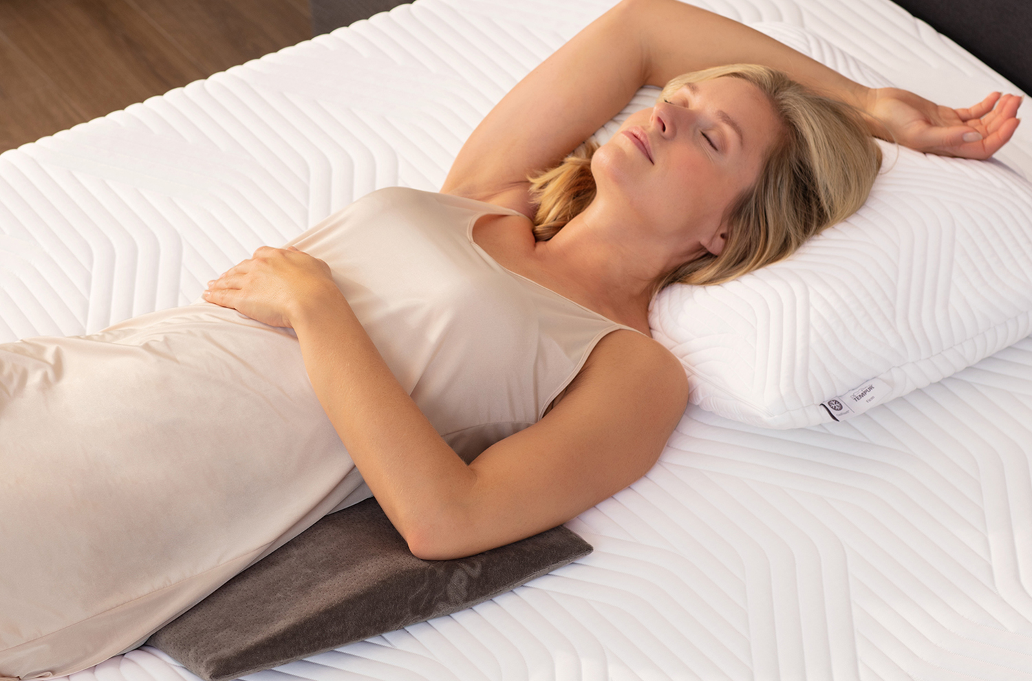 TEMPUR® Bed Back Support Pillow – Vencasa